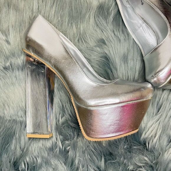 Silver Platform Heels - Picture 3 of 9